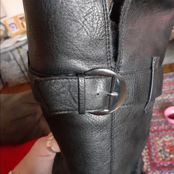 Boots - Picture 9 of 14